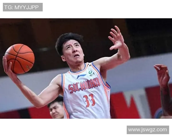 韩硕：从篮球场到商业领域的多元发展之路与人生启示